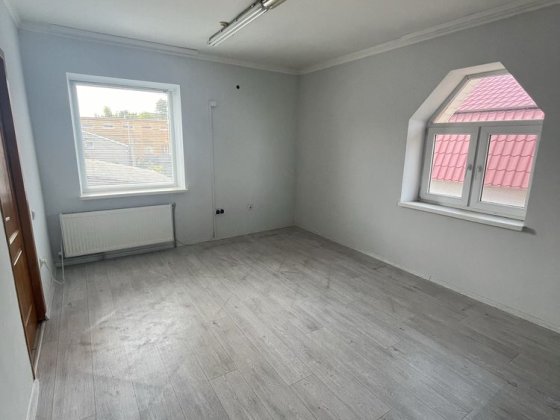 Оренда кабінету 16 м2 Хорол