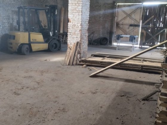 Здам в оренду ангар Обаров