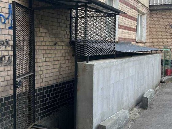 Полу-подвальное помещение под офис / квартиру / склад, с ремонтом 70кв Одесса