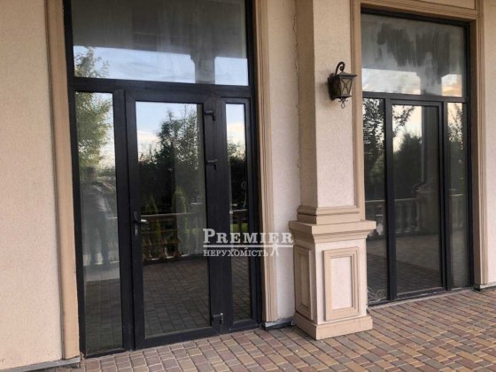 Комерційне приміщення біля моря в новому будинку Одесса