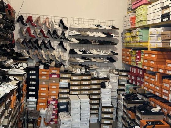 Магазин на ринку Зубрівській ( Сихів) Красный Бор