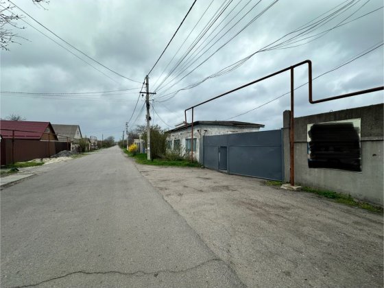 Продаж складських та виробничих приміщень м.Підгородне.