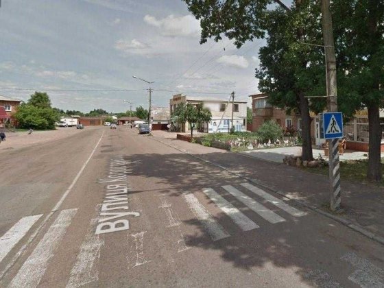 №:22304 - Комерційне приміщення в центрі смт Черняхів, 53 м² Черняхів