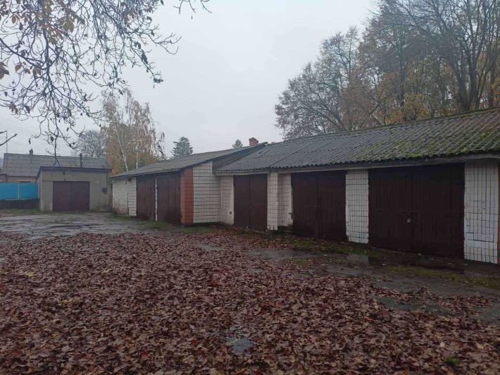 Гараж 139 м2, 0,06 га, Чуднів, вул. Героїв Майдану, 104 - фото 1