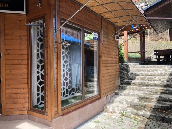 Комерція, Бутік || Поляна, Сонячне Закарпаття Руська Поляна