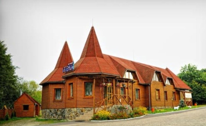 Продаж готельно-ресторанного комплексу " Легенда Шаян" Закарпаття - фото 1