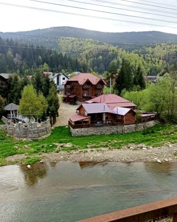 Яремче/Микуличин/готель-оздоровчий комплекс/Карпаты, річка Прут - фото 1
