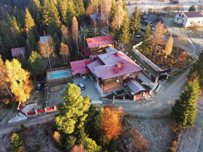 Продаж готельного комплексу в  Карпатах  с. Микуличин - фото 1