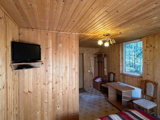 Продається готель в с .Микуличин Микуличин