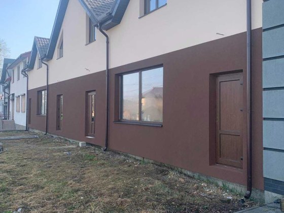 Здам в оренду комерційне приміщення, ціле, або половина. Угринов