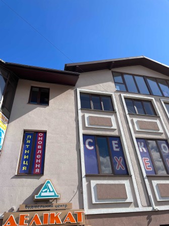 Продаються РАЗОМ 4 приміщення у центрі міста Надвірна 642м2 - фото 1