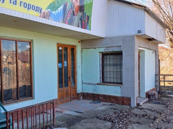 Приміщення магазину та кафе в м Івано-Франківськ Микитинці