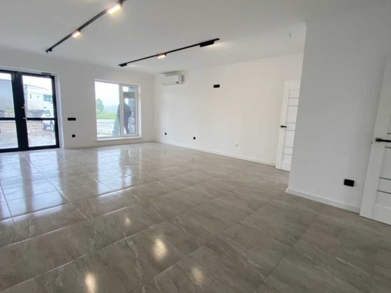 Комерційне приміщення в туристичному місті Косів Косів