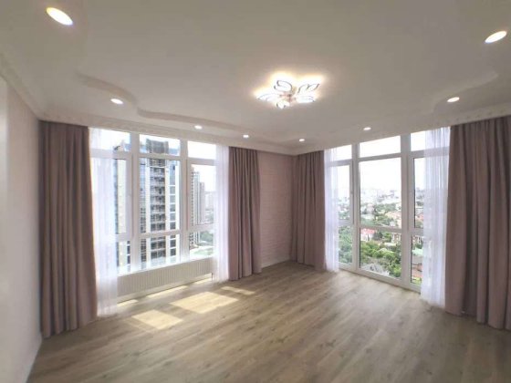 Продаж 2-к квартири вул. Кахи Бендукідзе 2 Киев