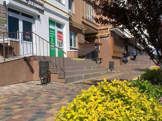 ФАСАД 96м Продаж Приміщення  ЖК Львівський Маєток З орендарями Софиевская Борщаговка