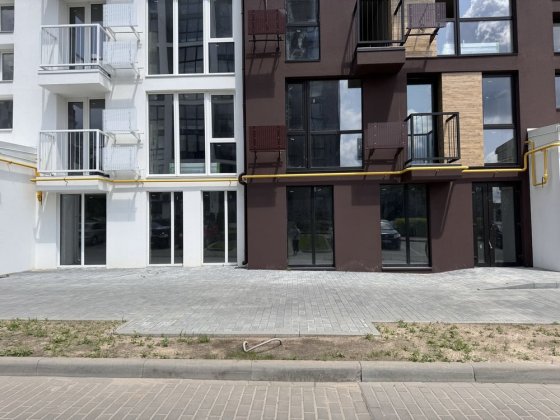 Комерція ЖК Білий Шоколад Білогородка