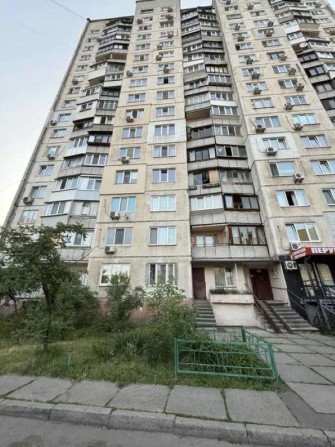 Продаж 1-к квартири просп. Оболонський 9 - фото 1