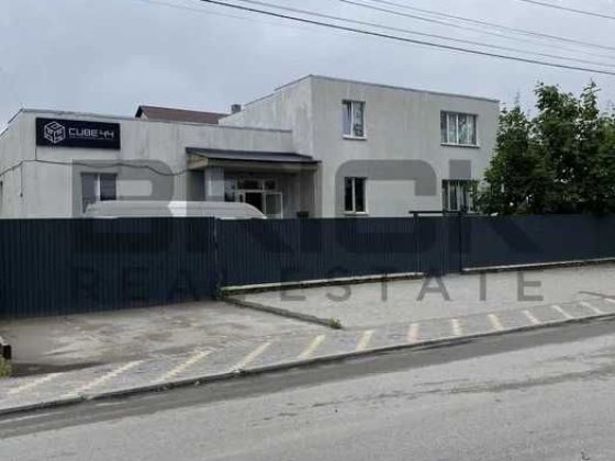 Продаж окремої будівлі Київ Борщагівка під офіс клініку майстерню Петропавловская Борщаговка