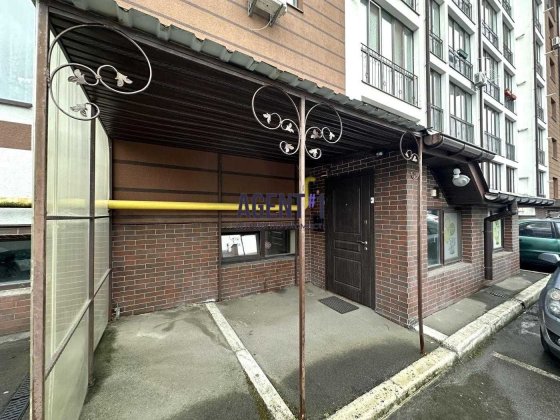 Продається нежитлове приміщення вЖК Празький квартал, П.Борщагівка Петропавлівська Борщагівка