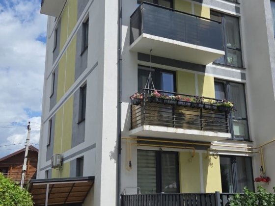 Цокольне приміщення з комунікаціями Святопетрівське