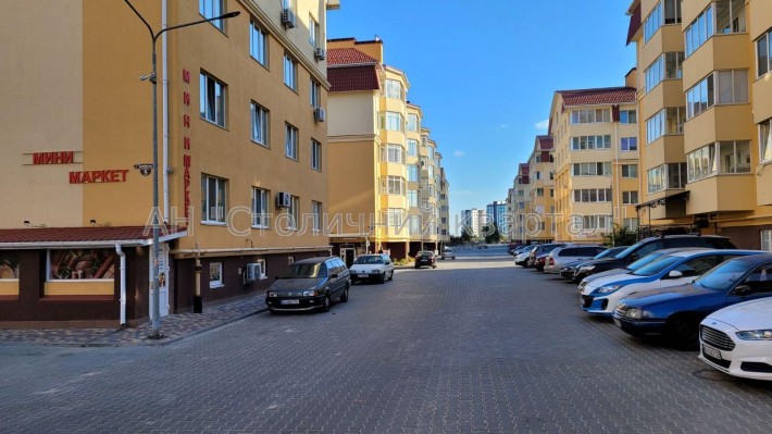 Продам приміщення під магазин в ЖК "Київський маєток" - фото 1