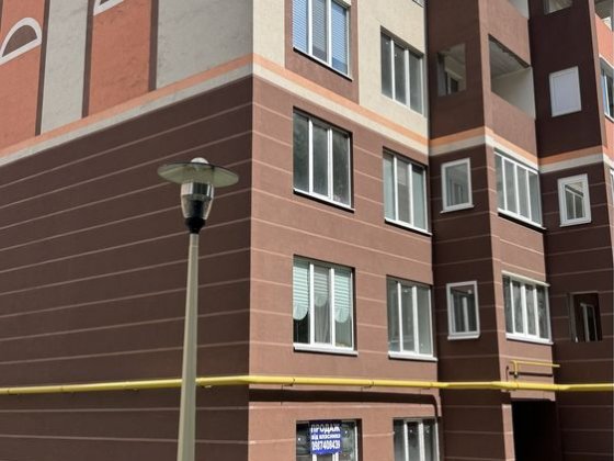 Комерційне приміщення 47 м2, фасадне Святопетрівське