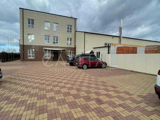 Продаж 3-поверхової будівлі, вул. Індустріальна, с. Святопетрівське Святопетровское