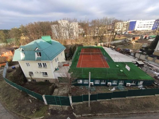 Будівля під бізнес біля ТЦ Епіцентр  1266 м2 + 25 соток Петропавловская Борщаговка