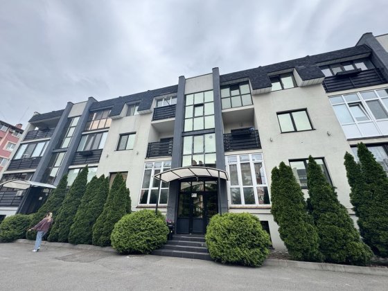 Продаж комерційного приміщення вул . Щаслива 38 Софиевская Борщаговка