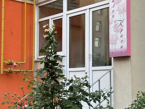 Продаж діючого салону красоти Петрівський квартал Святопетрівське