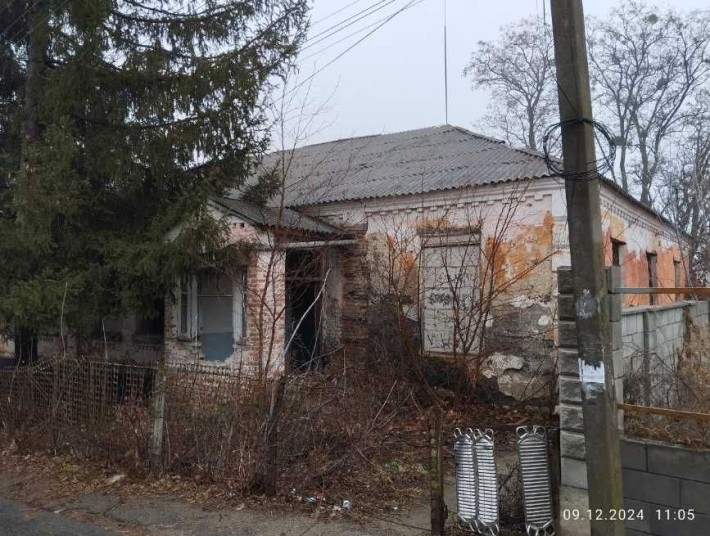 Нежитлова будівля 355,3 м2 Богуслав, вул. Карячанська 14 - фото 1
