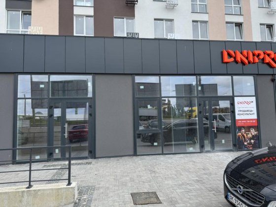 Оренда комерційного приміщення новобудова район луцкого кільця Бармаки