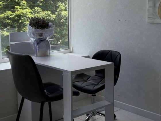 Оренда манікюрного столика Первомайск