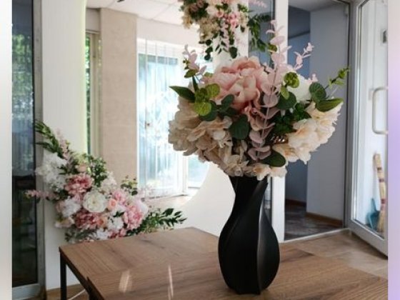 Місце для майстра манікюра Первомайск