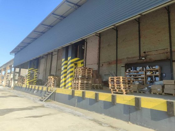 Здам  в оренду складське  примiщення в районi ДСК по вул.Щорса 59 Старий Білоус