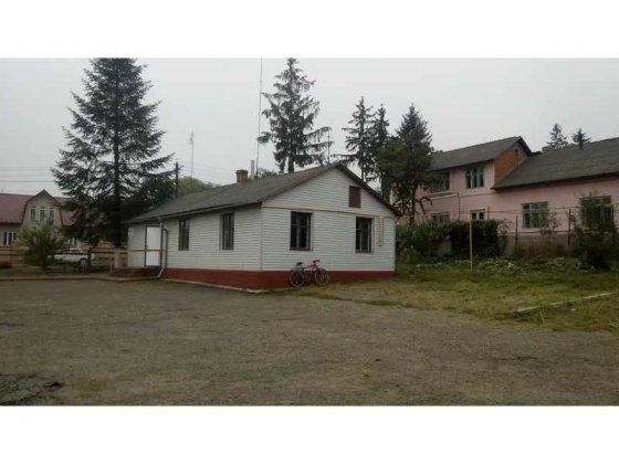 ОРЕНДА – комплекс будівель, загальною площею 251,10 кв.м. м. Кіцмань Кицмань