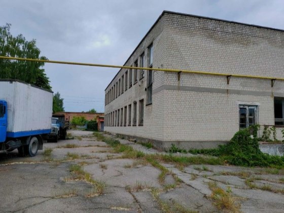 Продам виробничу базу S=3660 кв.м.,місто Тараща Тараща