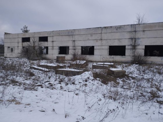 Продам капітальну будівлю  з великою територією! Богданівка