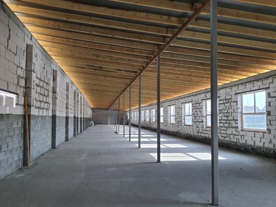 Склад  2194м2 на земельном участке 1.8 га с озерами от Владельца Бузова