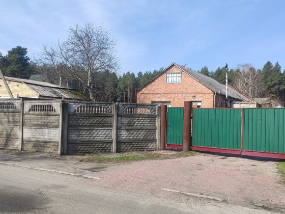 Під підприємство продажам. Лютеж