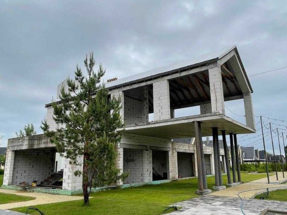 Продаж комерційного приміщення в містечку на березі Десни, с. Осещина Осещина