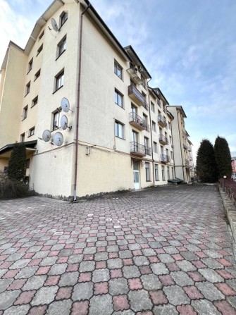 Продаж комерційного приміщення 153м² в ЖК Сонячний Край, Зимна Вода - фото 1