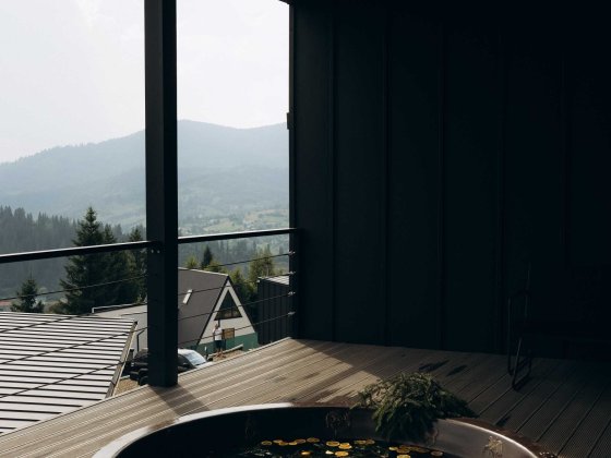 |продаж діючого прибутковго бізнесу,Славськ|27сот,330кв.м| Славское