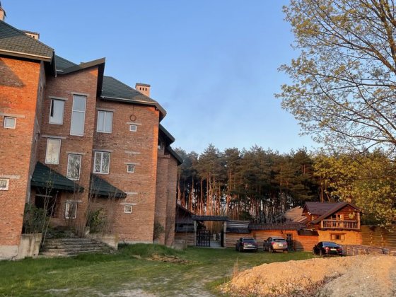 Продаж «База відпочинку» Жолква