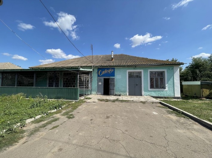 Комерційне приміщення магазин с. Зелений Яр - фото 1