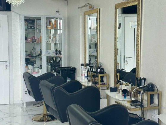Продам салон краси на 7 Небі Авангард