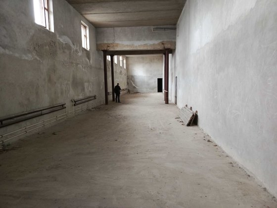 Фасадное помещение 600 метров в центре пгт Таирово. Таирово