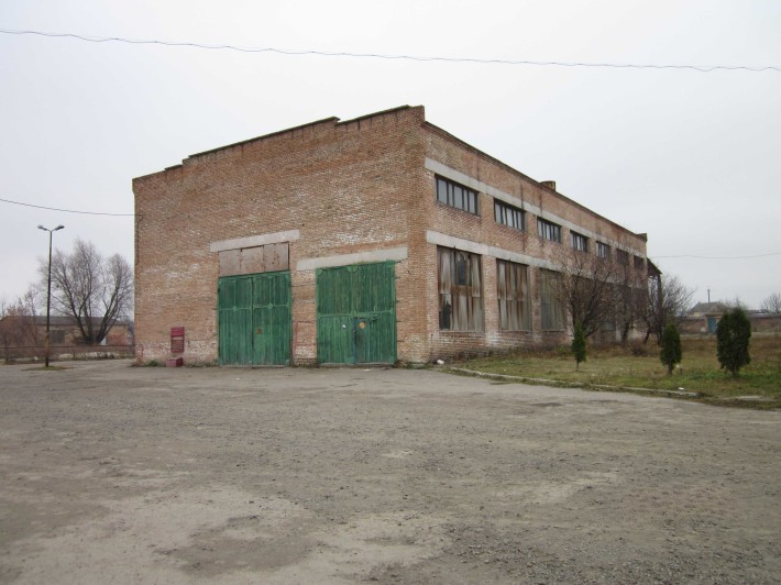 Продам виробничу будівлю 803 кв.м. , 50 км від м. Рівне - фото 1
