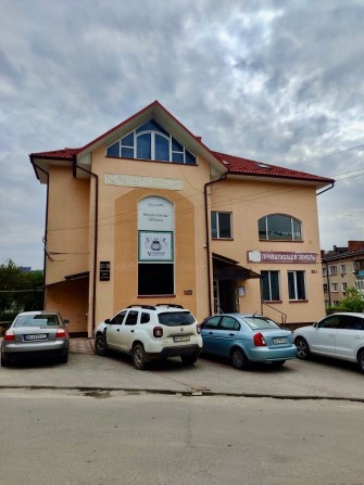Продається комерційне приміщення в центрі міста. Чортків - фото 1