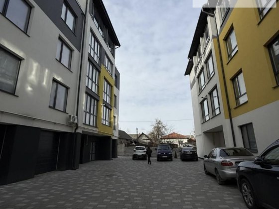 Продаж комерційного приміщення у с. Петриків Петриков